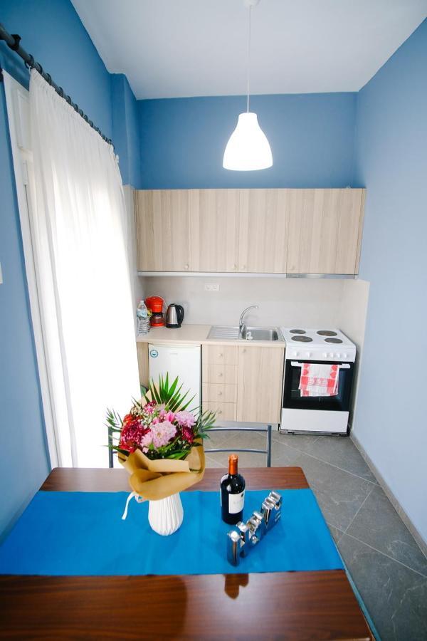 Violet City Center Apartments Kavála ภายนอก รูปภาพ